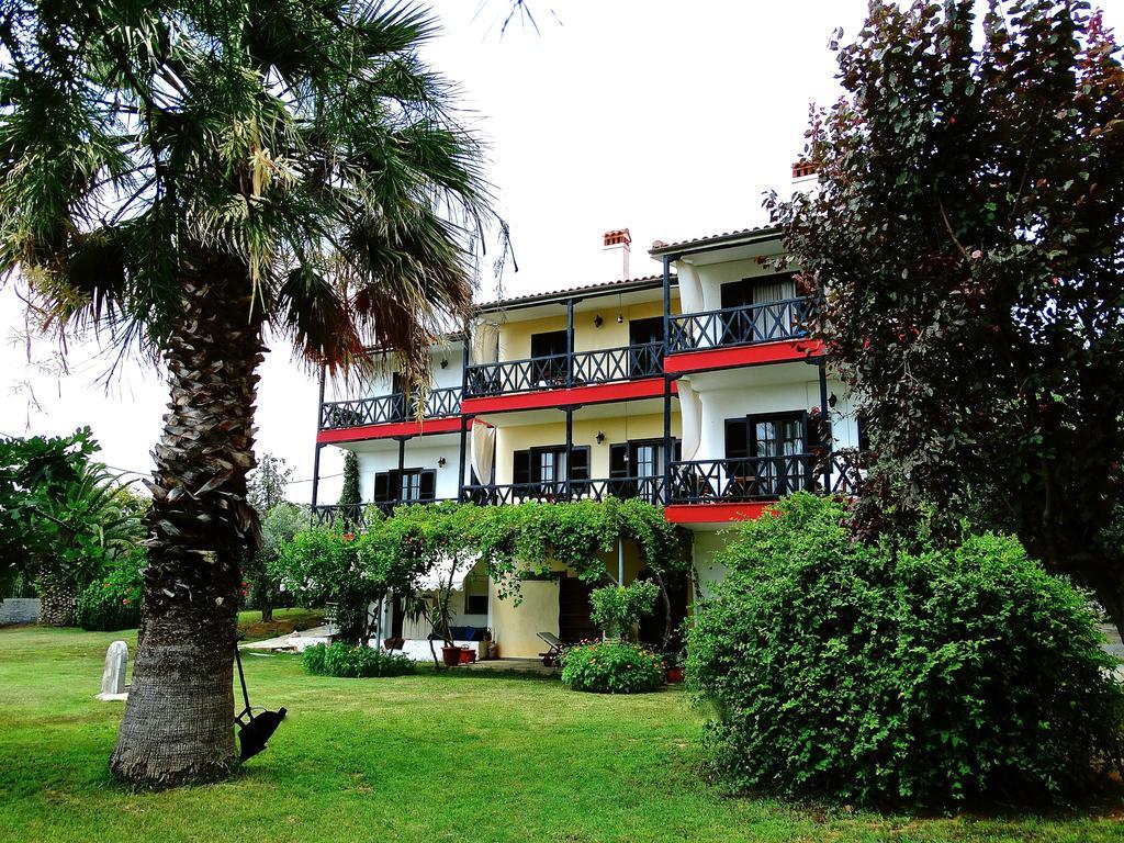 Apartments Karpetis a green paradise Psakoudia Buitenkant foto