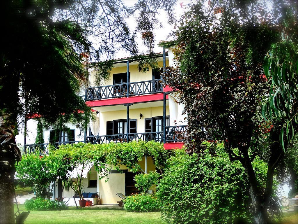Apartments Karpetis a green paradise Psakoudia Buitenkant foto