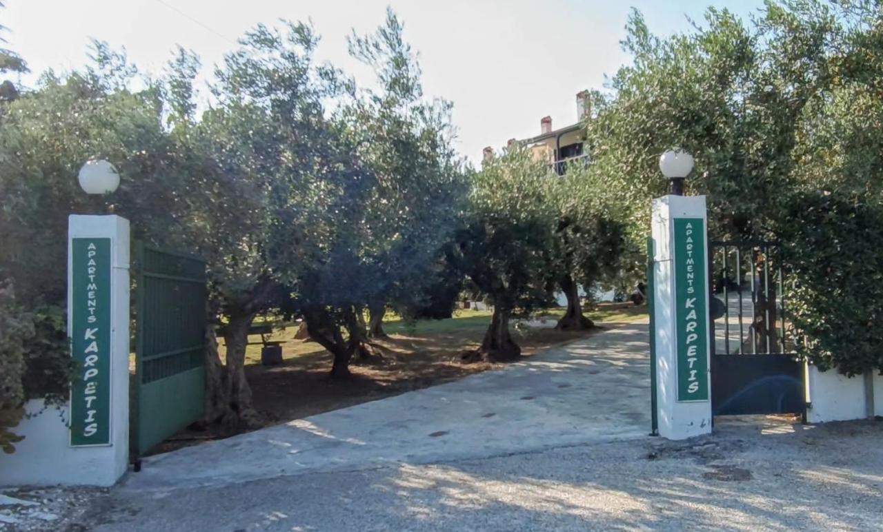 Apartments Karpetis a green paradise Psakoudia Buitenkant foto