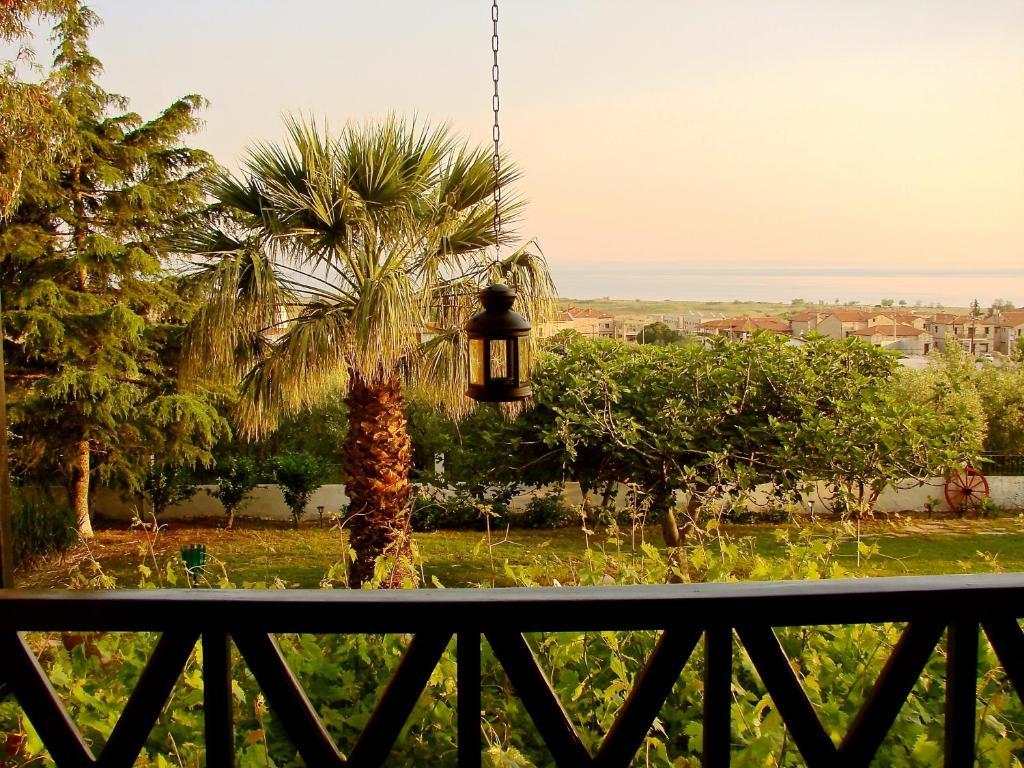 Apartments Karpetis a green paradise Psakoudia Kamer foto
